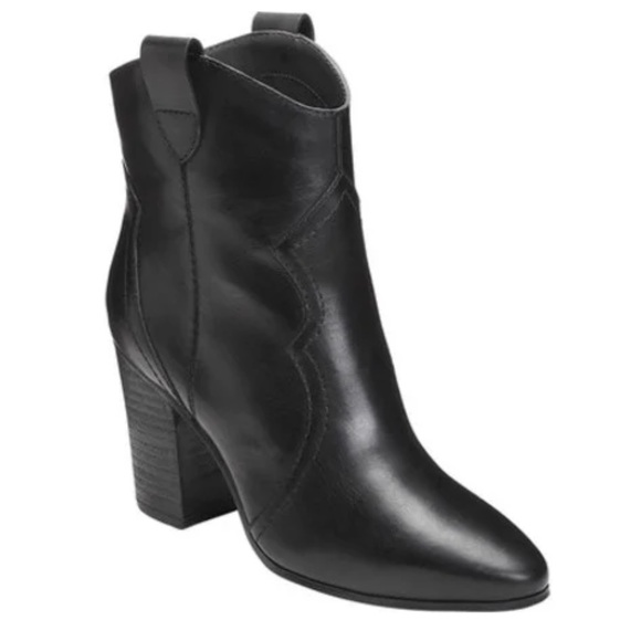 AEROSOLES Shoes - Donated - LAST CHANCE Aerosoles Lincoln Square Ankle Boot